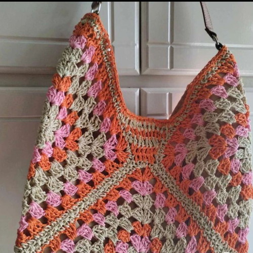 Knitted straw shoulder bag new, pink-coral