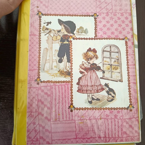Folder 1980 collectible like new