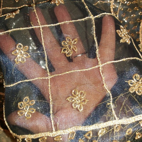 Handmade silk set from India 4 pieces new