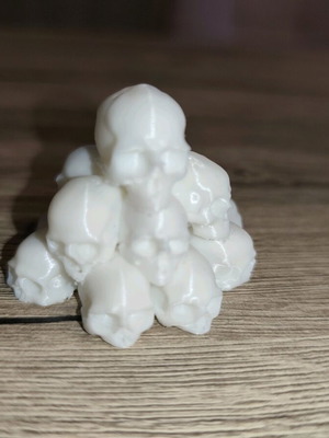 3D Expert Skull Pile miniature new for diorama