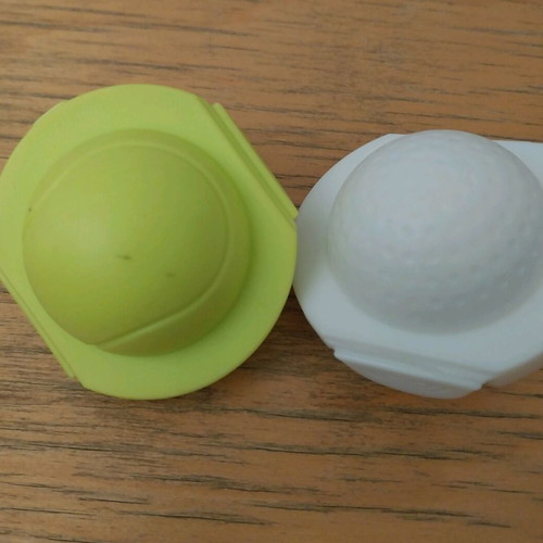 Egg molds set of 2 like new, golf ball and tennis ball shapes