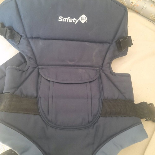 Baby carrier like new in excellent condition