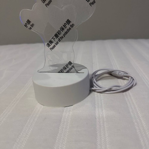 3D Heart Night Light "LOVE" like new with USB