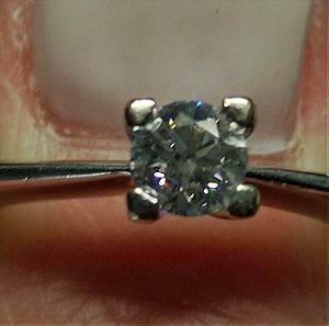 Μονόπετρο δαχτυλίδι με διαμάντι 0.41 καρατίων και πιστοποίηση GIA.