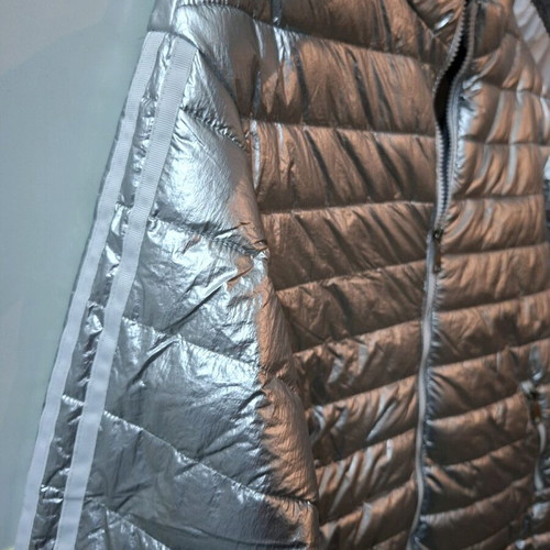 Short jacket new silver with zipper and pockets