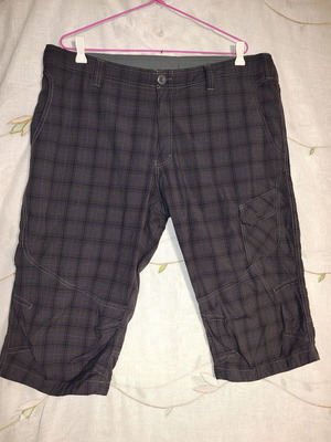 Bergans of Norway Utne Plaid Hiking Shorts Men XL gray purple