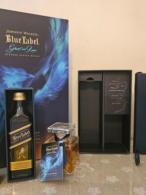 Johnnie Walker Glenury Royal Ghost & Rare Blue Label miniature set new