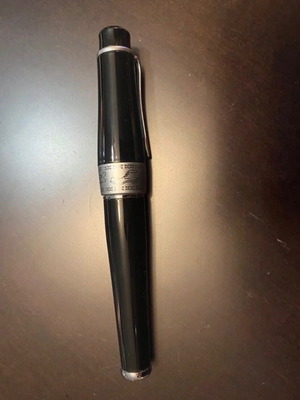 Duke Charley Chaplin Model Fountain Pen new