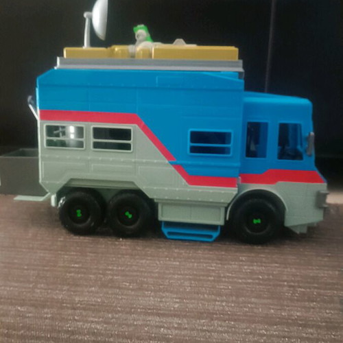 Ben 10 Headquarters like new three-story playset