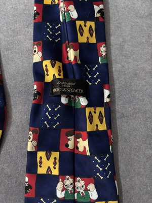 Silk tie like new