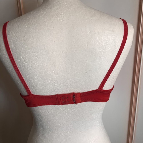 Bra like new, red