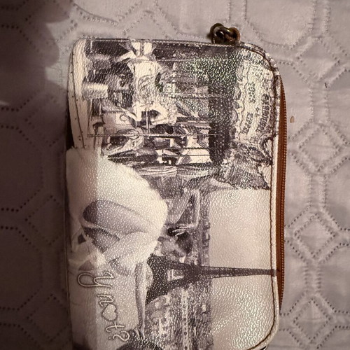 Y Not? Wallet-pouch like new, white and gray