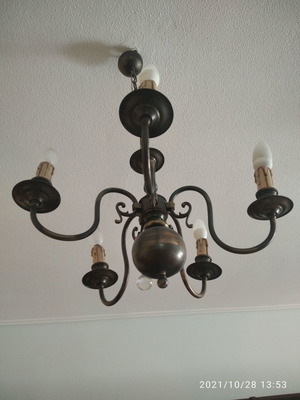 Chandelier 5 candles in excellent condition Gianniotiko