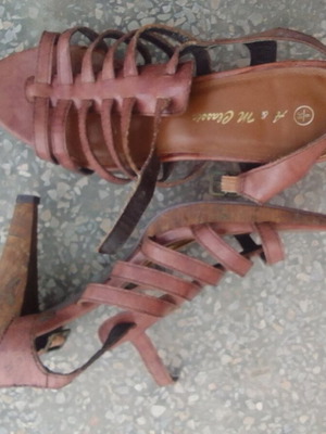 Brown sandals size 39 like new