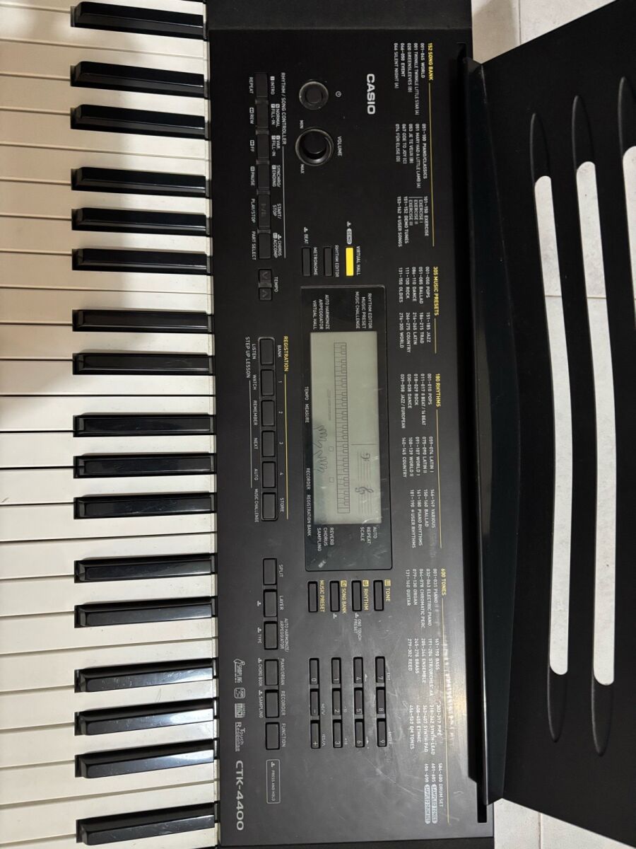 Casio CTK-4400 keyboard like new with… - € 150,00 - Vendora.cy