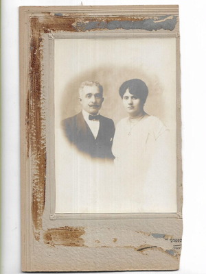 Old black and white couple portrait photo