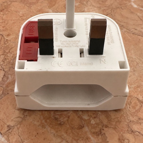 UK to European plug adapter, white