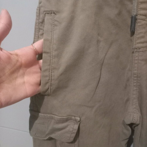 Cargo pants boy 8-10 years like new, khaki