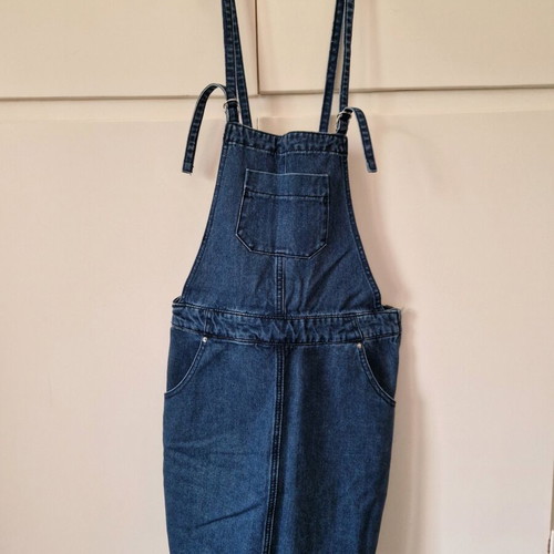 Stradivarius denim skirt overall like new, blue, size M/L