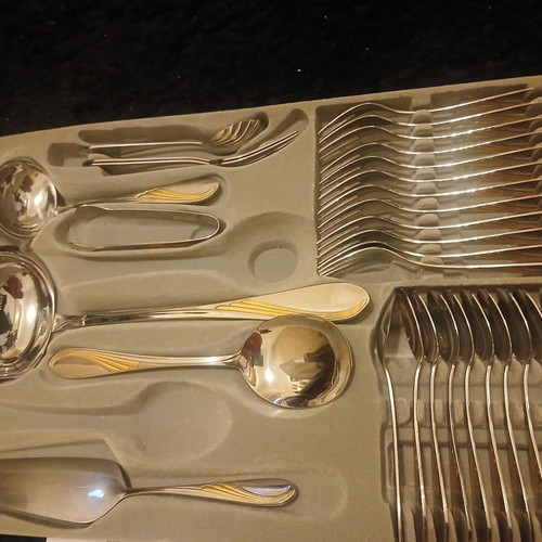 Solingen cutlery set in case new with 23-24 carat gold details