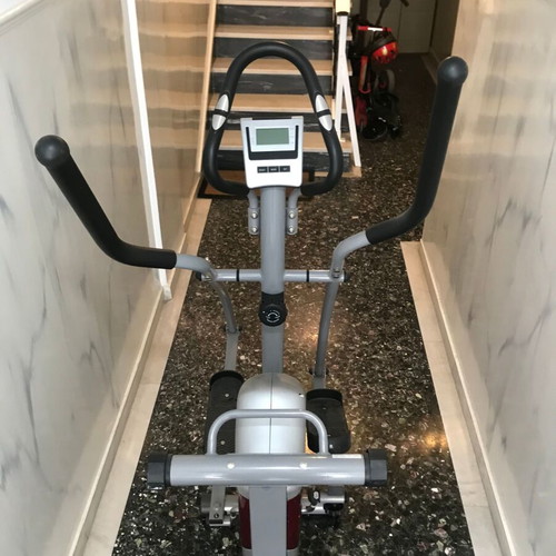 Elliptical Machine Pegasus K7.9H8 Like New