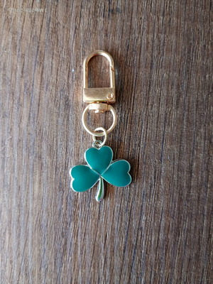 Clover Keychain New Authentic