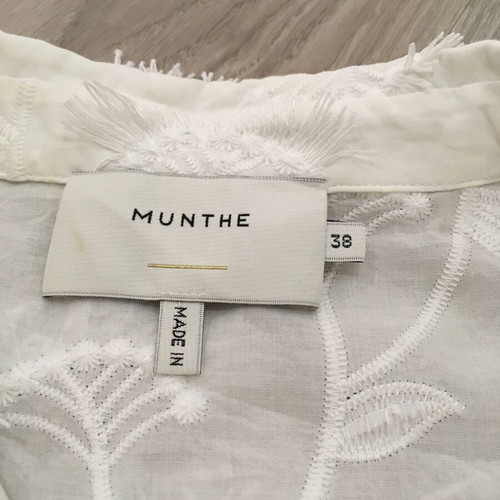 Munthe Temple white blouse with embroidered floral details, like new
