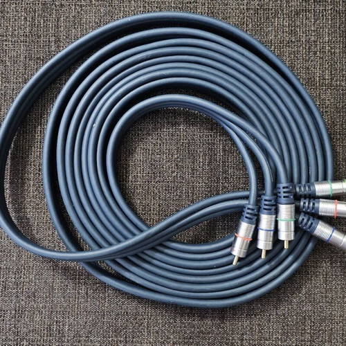 Clicktronic Component Video Cable 3x RCA to 3x RCA 5m like new
