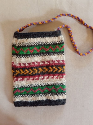 Wool handmade bag like new, 17x24 cm