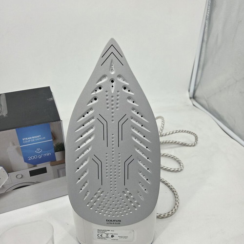 Taurus Bali 3200 Ceramic Steam Iron new, 3200W, white-blue design