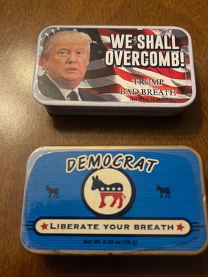 Set of 2 political metal boxes like new, collectible interest