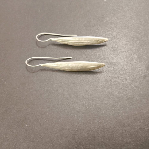 Silver 925 handmade earrings with olive leaf like new