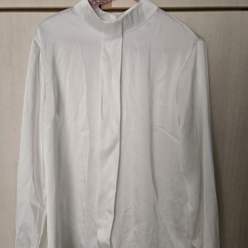 Shirt with Mao collar like new, size M, white