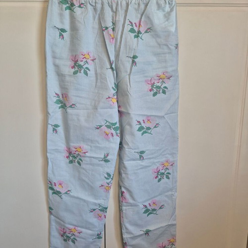 Tezenis summer pajama pants size S, cotton, romantic floral design