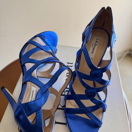 L.K. Bennett London pumps like new, metallic blue