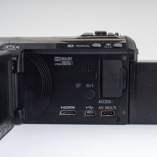 Panasonic HDC-SD60 Full HD camcorder with extended Patona battery