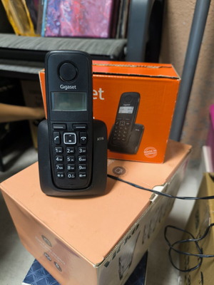 Gigaset A116 corded home phone