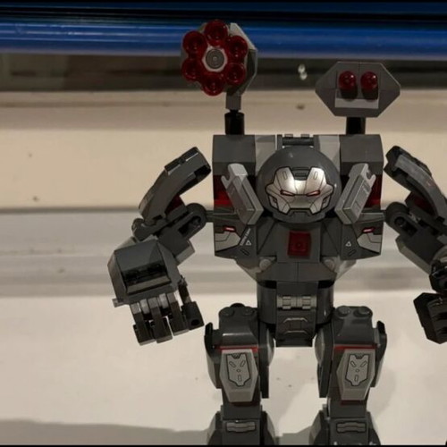 Lego Marvel Avengers War Machine like new