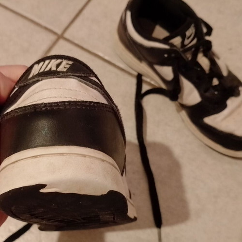 Nike athletic shoes size 34 used, black and white