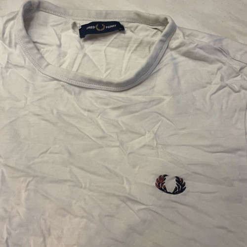 Fred Perry T shirt size M white with small hole near label