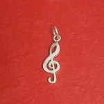 Silver treble clef pendant