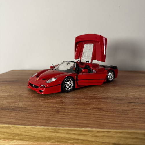 Ferrari F50 model car made in Italy by Burago like new