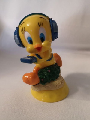 Tweety figure used in good condition