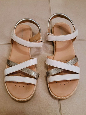 Geox Karly anatomical white sandals, size 36