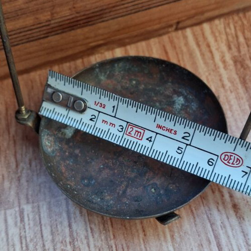 Old scale weights and pans set