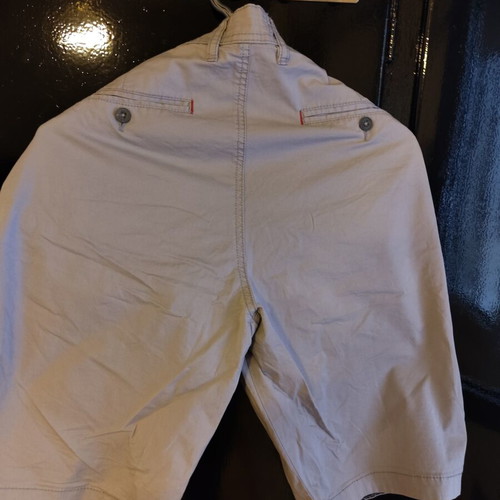 Bermuda shorts like new, size L, gray