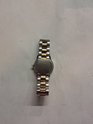 Γυναικείο πολυλειτουργικό ρολόι Guess