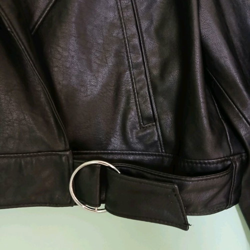Bershka cropped jacket size M like new, black
