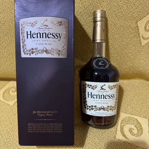 Hennessy Very Special Cognac 750ml 40%alc new sealed