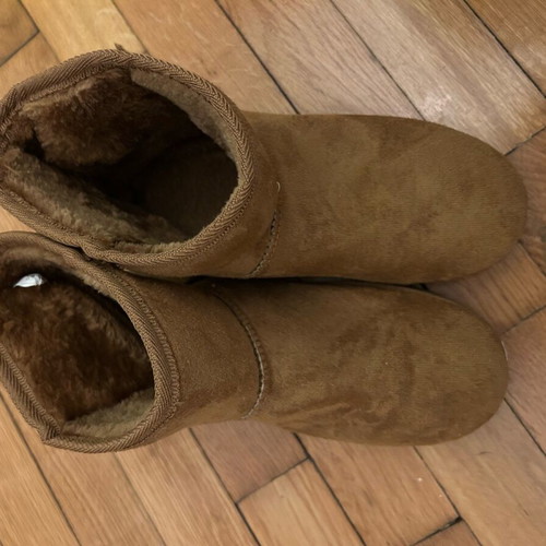 Boots size 40 like new